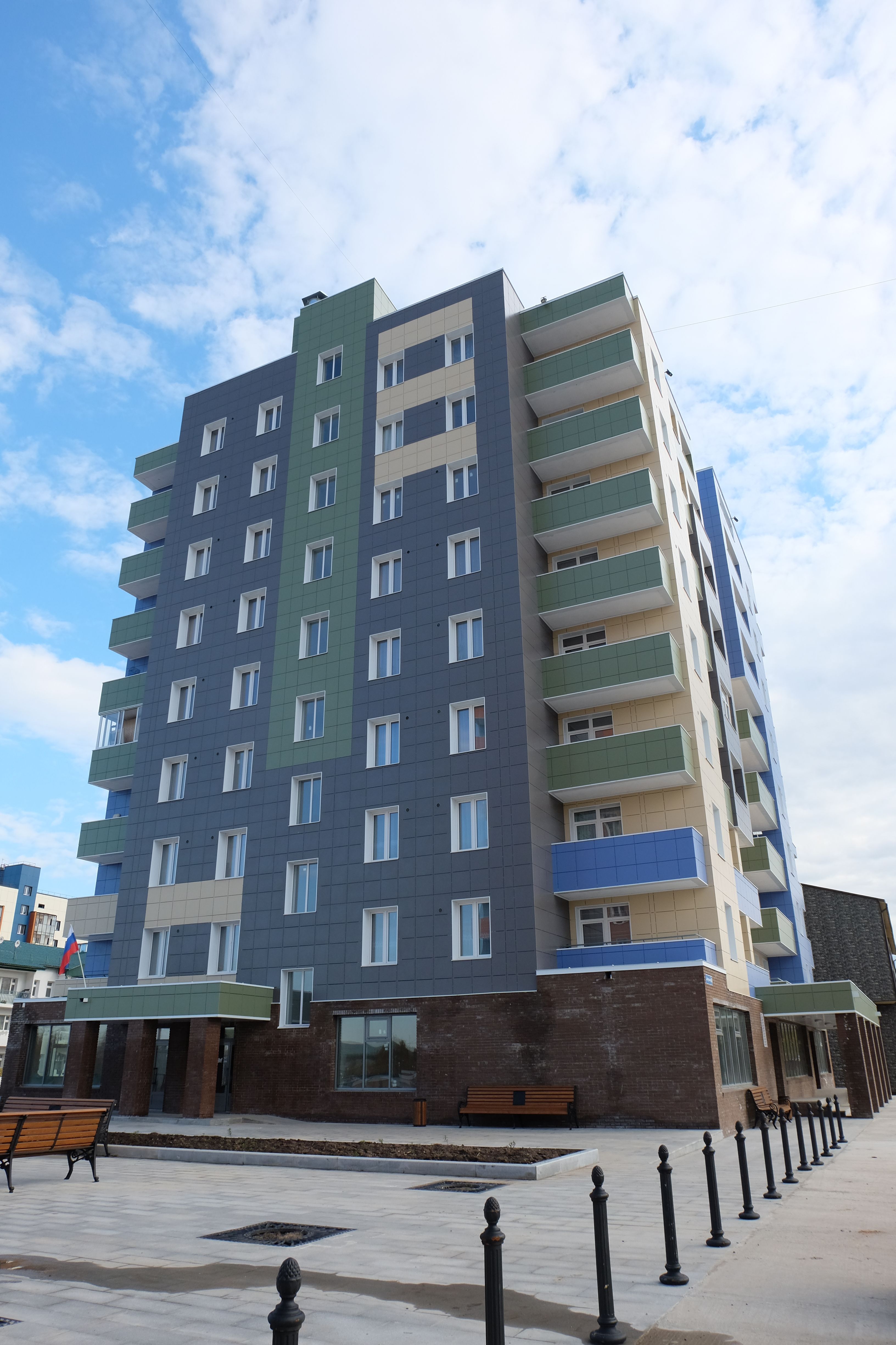 Жилой комплекс по ул. Якутская, 54 в г. Ленск Ленского района